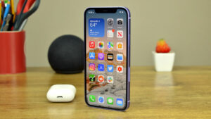 Read more about the article iPhone 12